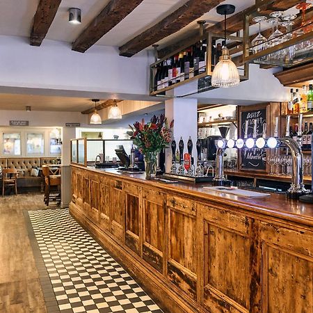 The Red Lion Hotel Odiham Eksteriør billede